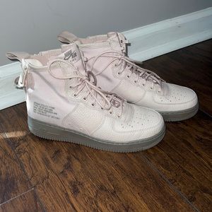 Nike Women’s SF Air Force 1 | Urban Utility Size 9.5